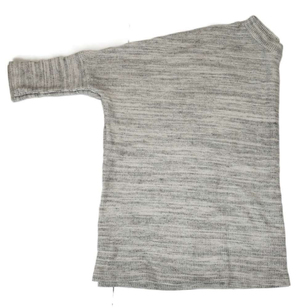 Carly Jean Los Angeles Oversized Cropped Sweater gray size small